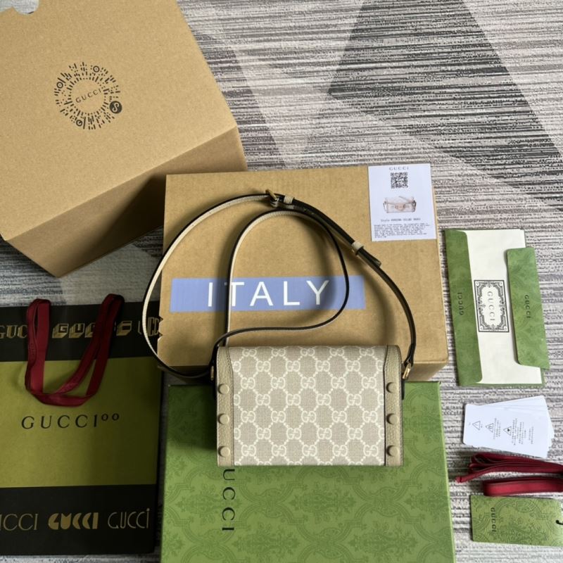 Gvc*1 horsebit bags